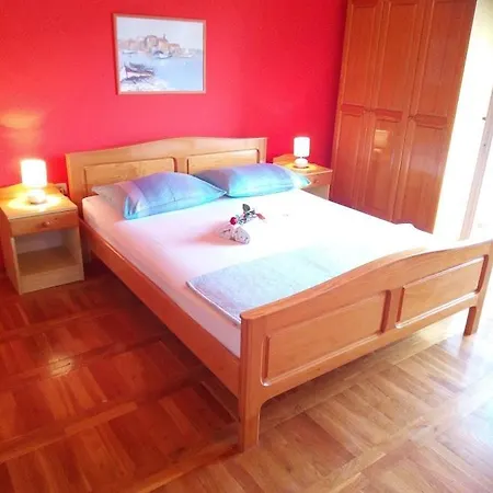 Dalmatia Apartman